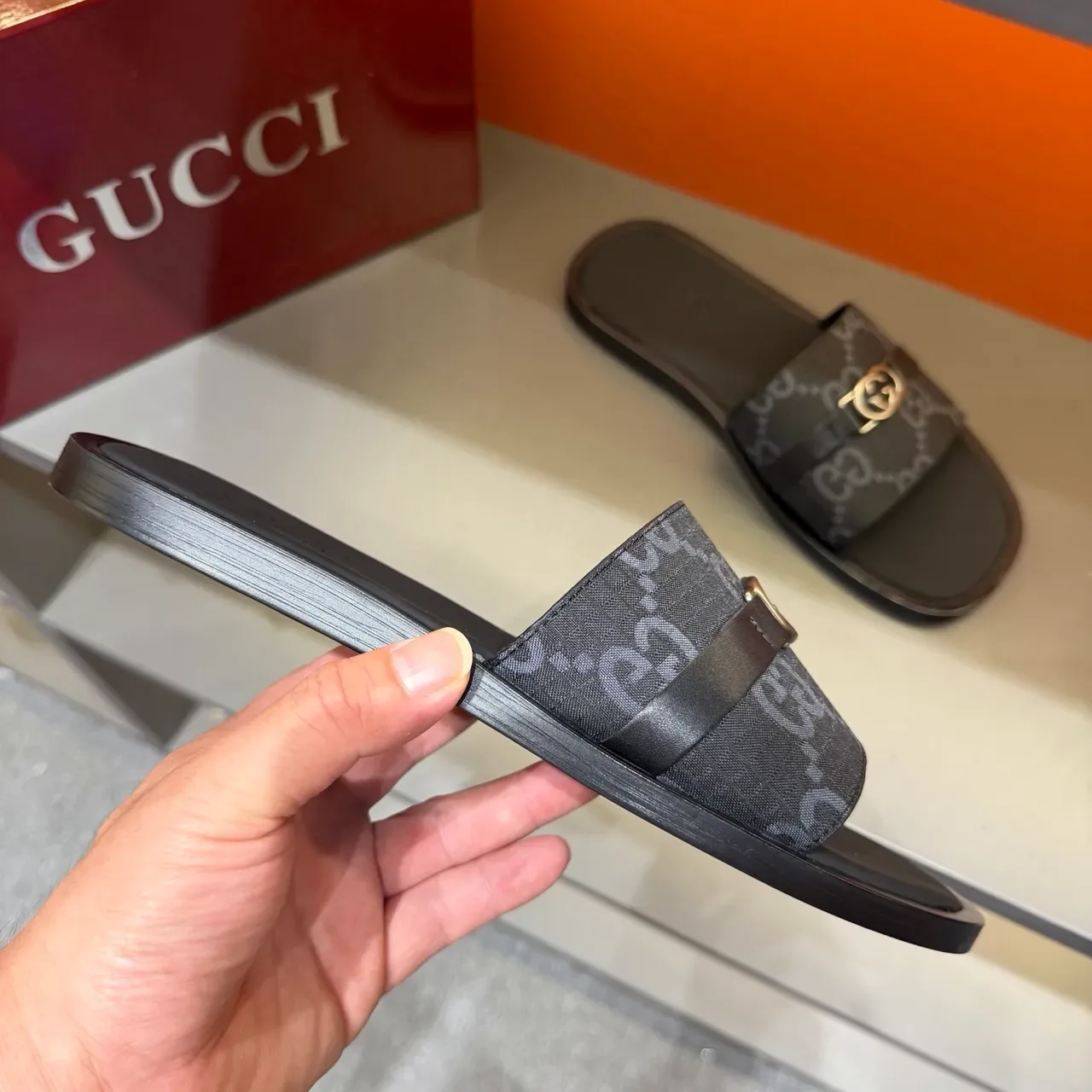 Gucci Black Beige GG Monogram Canvas Strap Interlocking G Metal Buckle Slippers 18