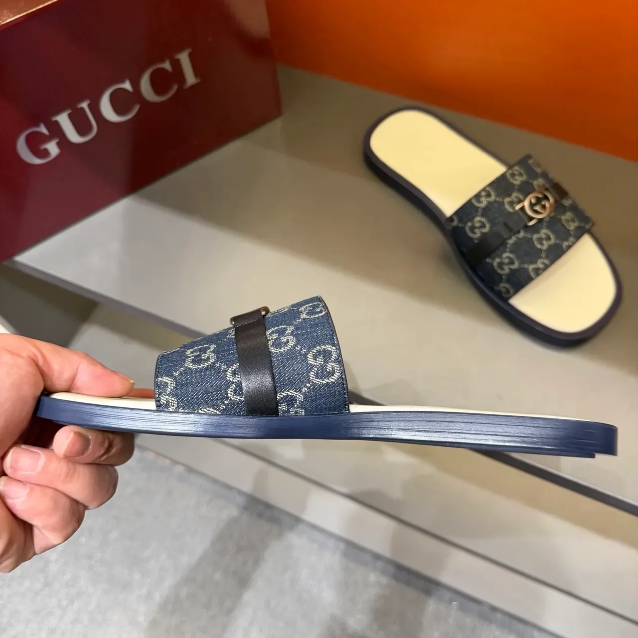 Gucci Black Beige GG Monogram Canvas Strap Interlocking G Metal Buckle Slippers 19