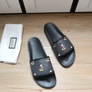 Gucci Disney Mickey Mouse 刺绣 黑色拖鞋