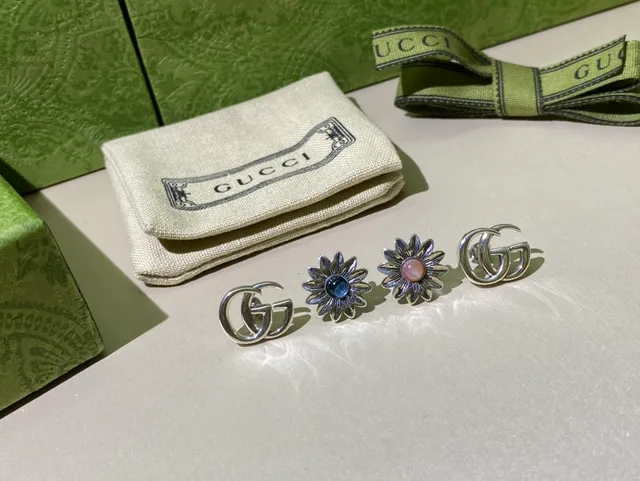 Gucci Double G and Floral Cabochon Stud Earrings 8
