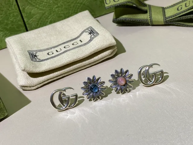 Gucci Double G and Floral Cabochon Stud Earrings 9