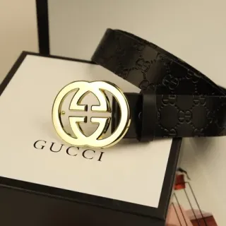 Gucci Double G काला सोना इंटरलॉकिंग बकिल उभारा GG मॉनोग्राम चमड़े का बेल्ट