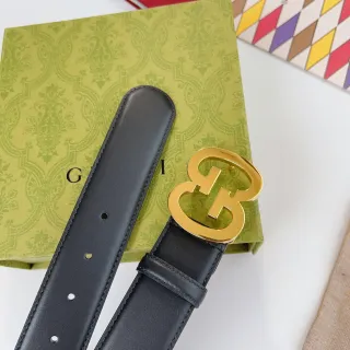 Gucci Double G 黑色皮革金色扣头皮带