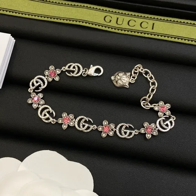 Collier Gucci Flora Argent Rose Interlocking GG Motif Floral 2