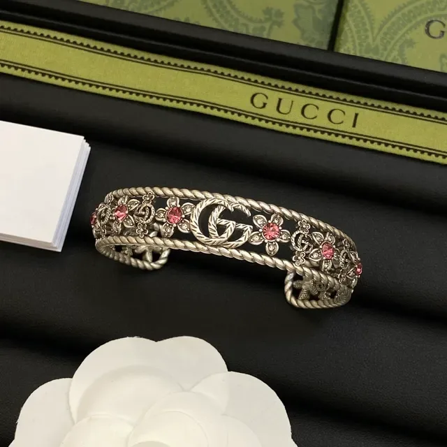 Collier Gucci Flora Argent Rose Interlocking GG Motif Floral 3