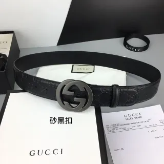Gucci GG Marmont حزام جلد أسود مطبوع
