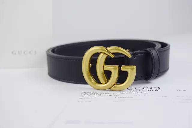 Gucci GG Marmont Black Gold Interlocking G Buckle Smooth Leather Belt 3