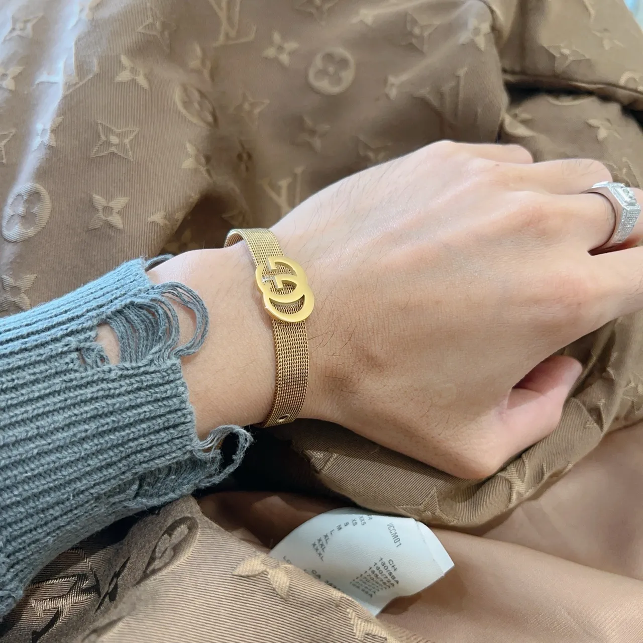 غوتشي GG Marmont Mesh Choker سوار بدرجة ذهبية 2
