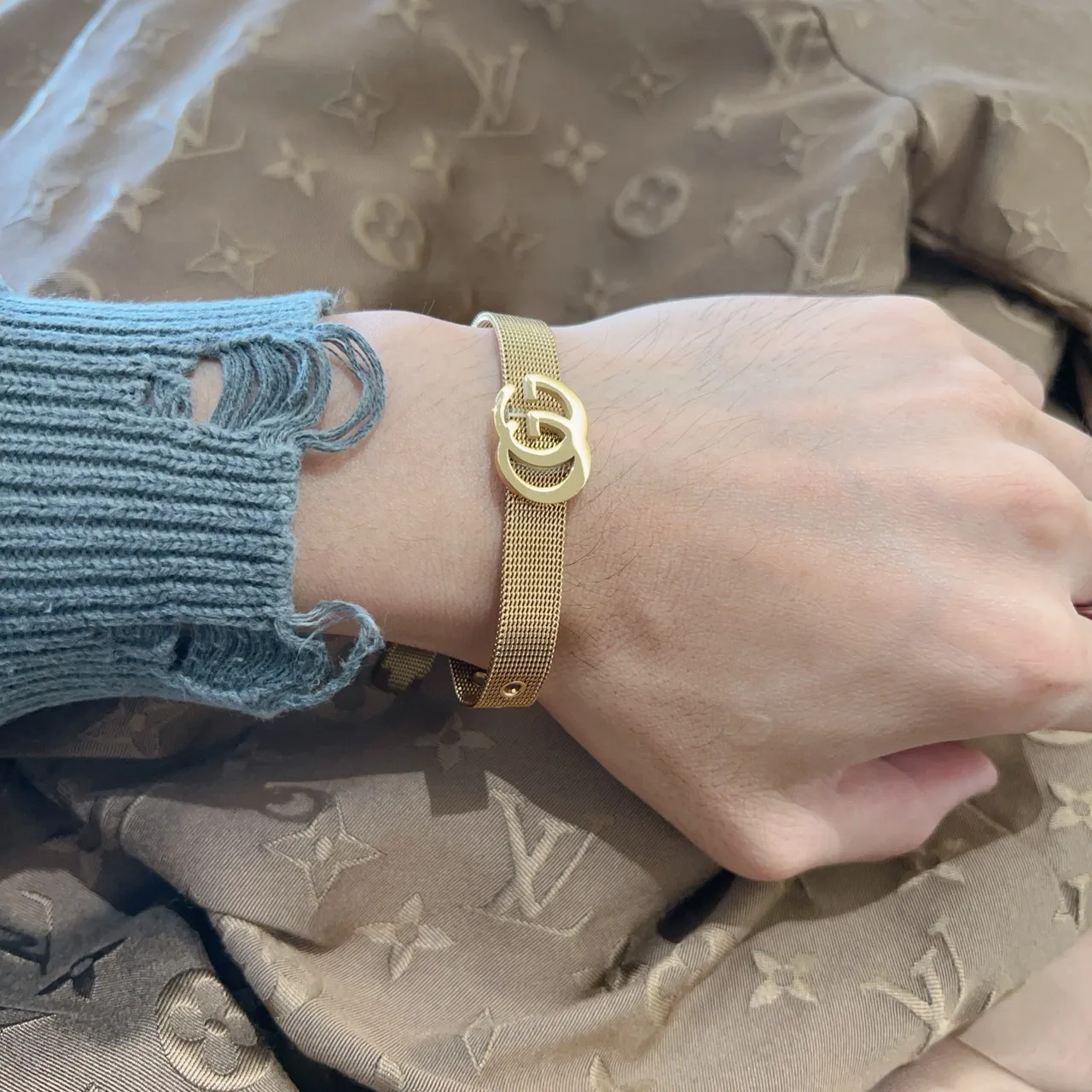 غوتشي GG Marmont Mesh Choker سوار بدرجة ذهبية 4