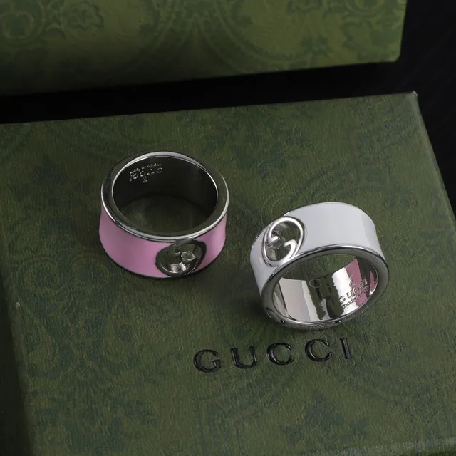 Gucci GG Marmont গোলাপি সাদা প্রশস্ত ব্যান্ড ইনামেল কোটেড রিং 3