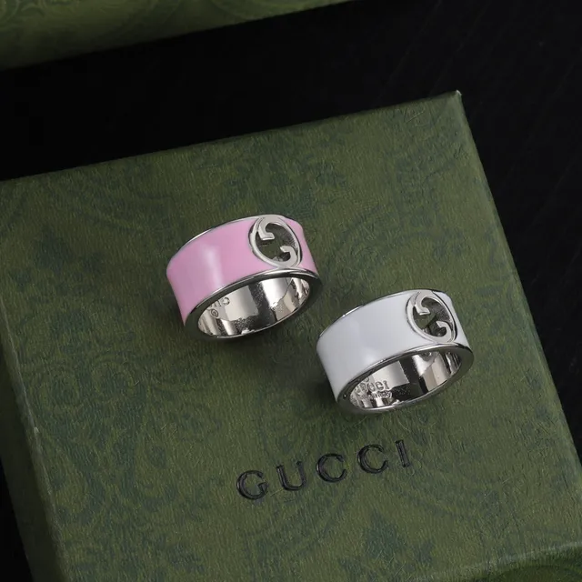 Gucci GG Marmont গোলাপি সাদা প্রশস্ত ব্যান্ড ইনামেল কোটেড রিং 4