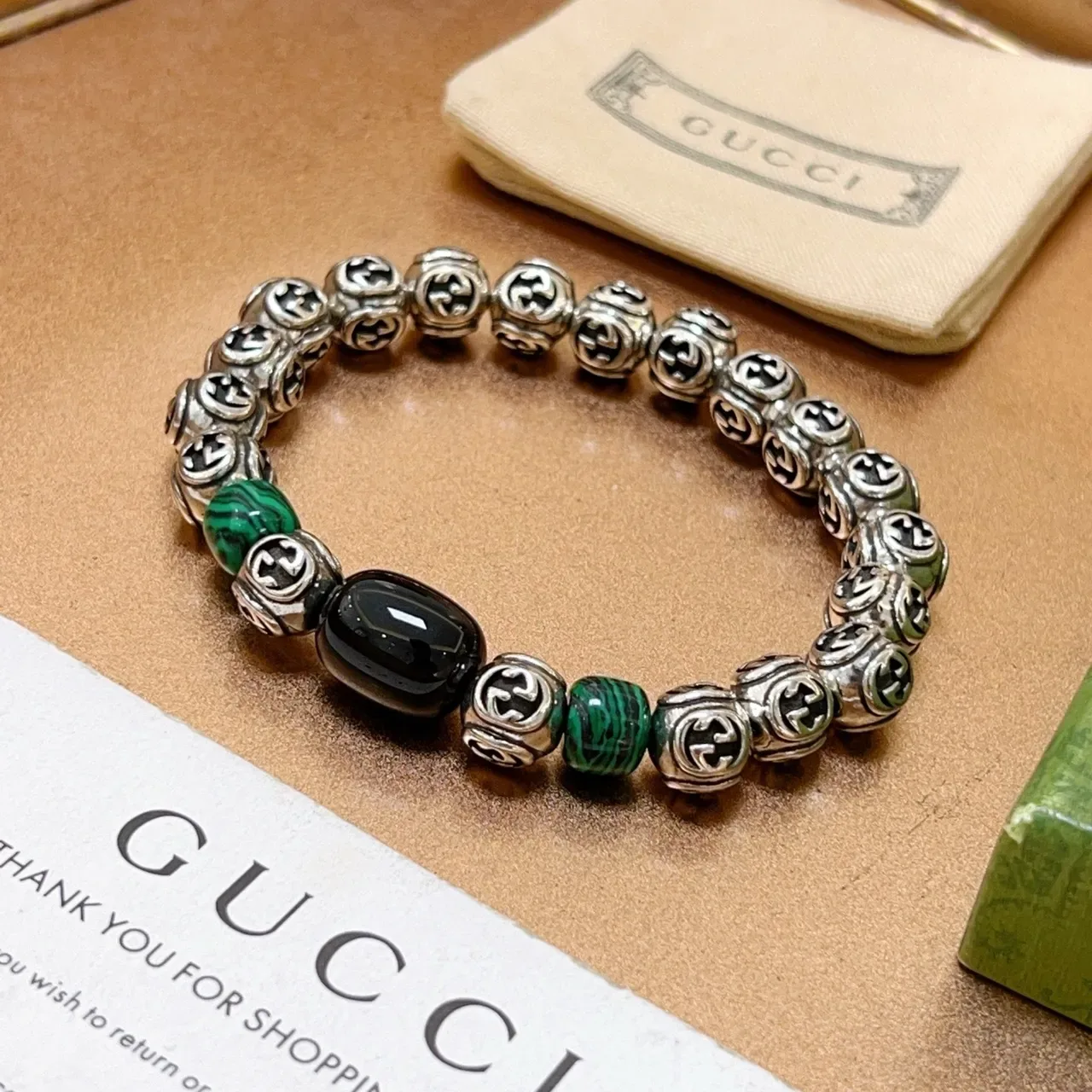 Pulseira Gucci GG Marmont Prata Verde Miçangas Metálicas Interlocking G Accents Pedra Malachite 2