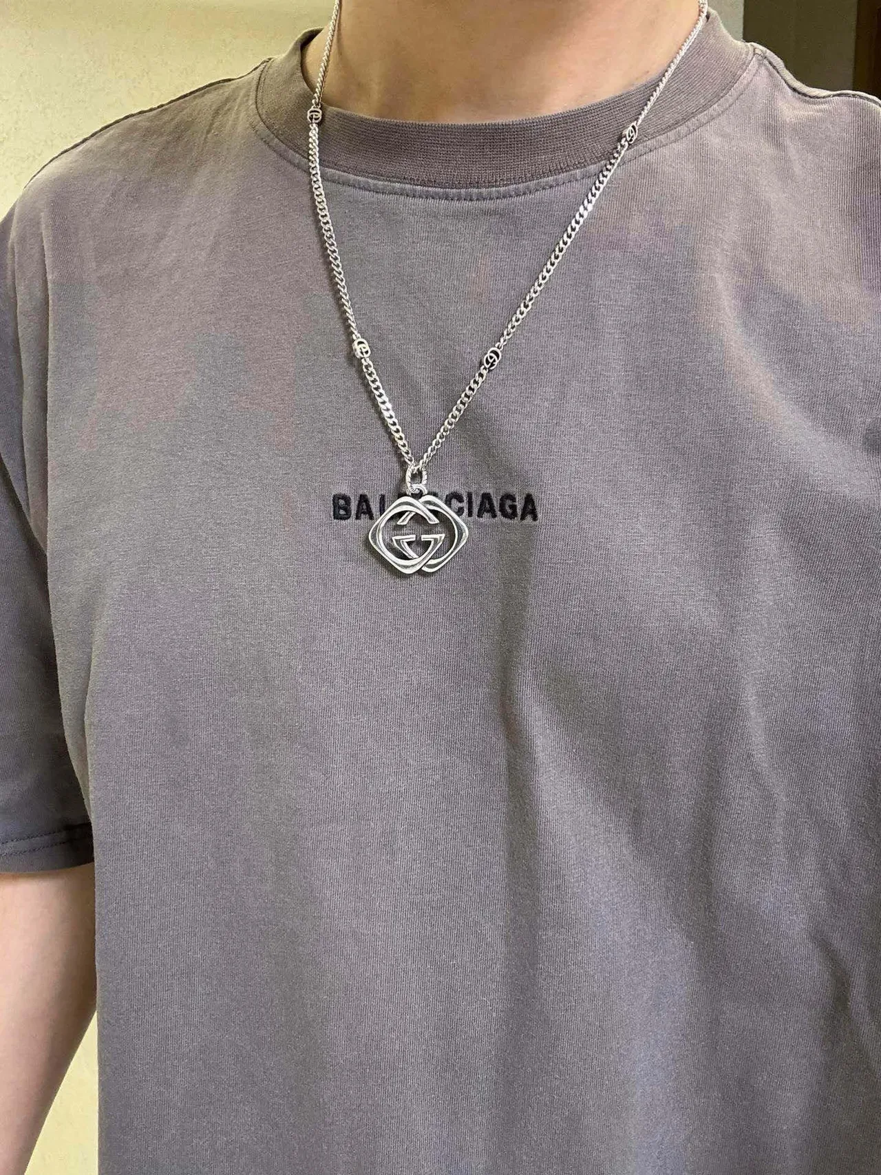 Gucci GG Marmont Argent Interlocking Double-G Pendentif Cadre en Forme de Diamant Collier 5