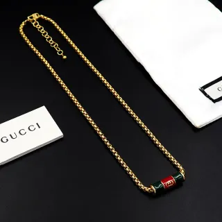 Gucci Gold Green Curb Chain Enamel Cylinder Pendant Necklace