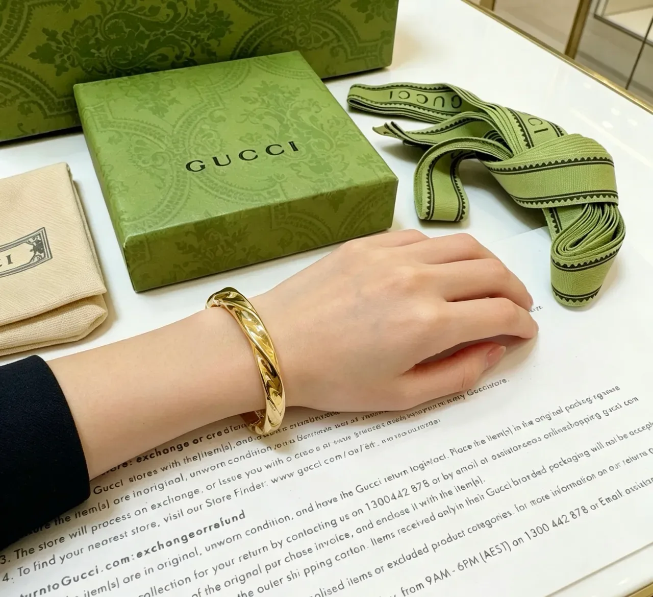 Gucci Gold Twisted Barrel Form Polished Finish Bracelet 5