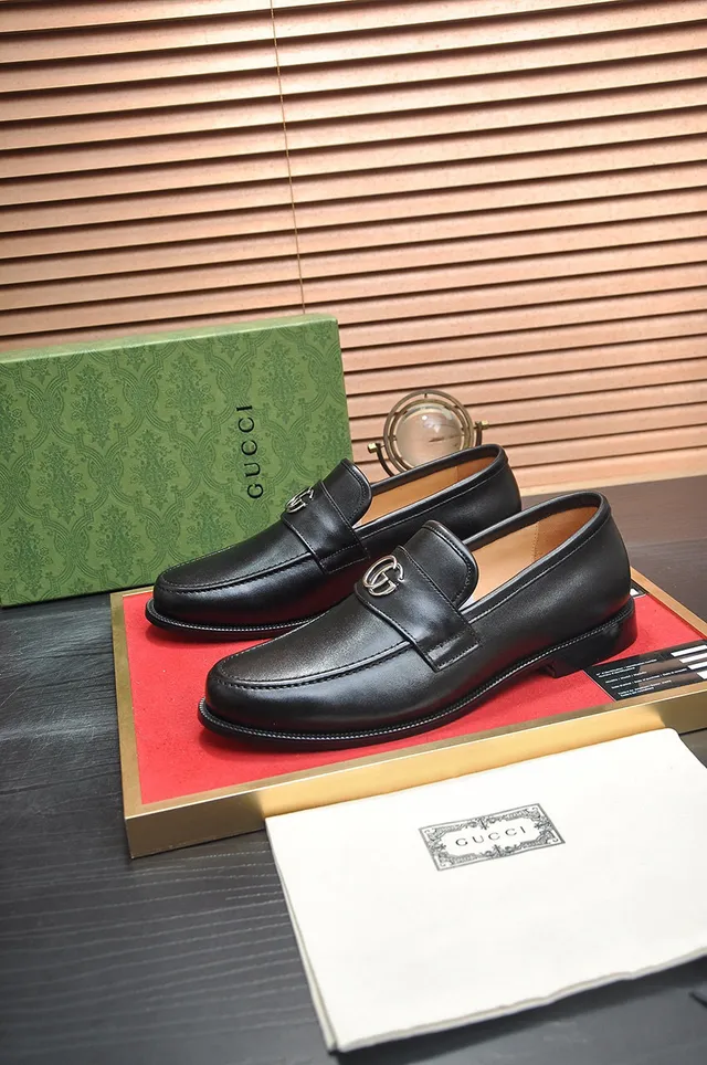 Gucci Horsebit 1955 Black Leather Interlocking G Loafers 8