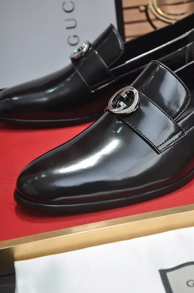 Gucci Horsebit 1955 Black Patent Leather Loafers 2