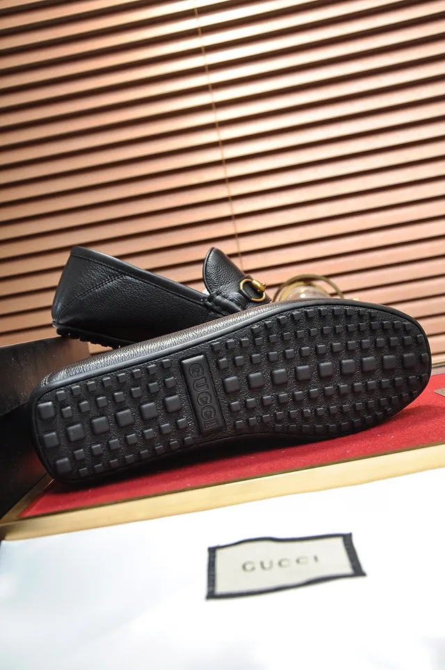 Gucci Horsebit 1955 Black Pebbled Leather Loafer 4