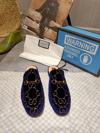 Gucci Horsebit 1955 Blue Velvet Embroidered Loafer 9