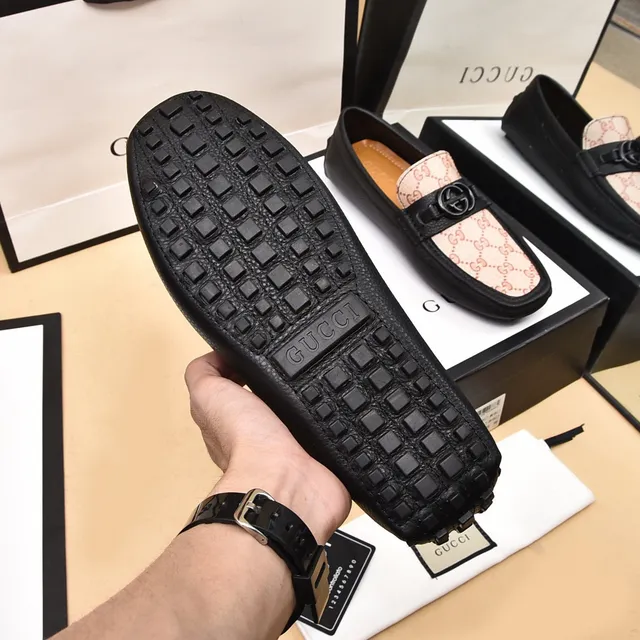 Gucci Horsebit 1955 GG Monogram বেইজ এবং কালো লোফার 4