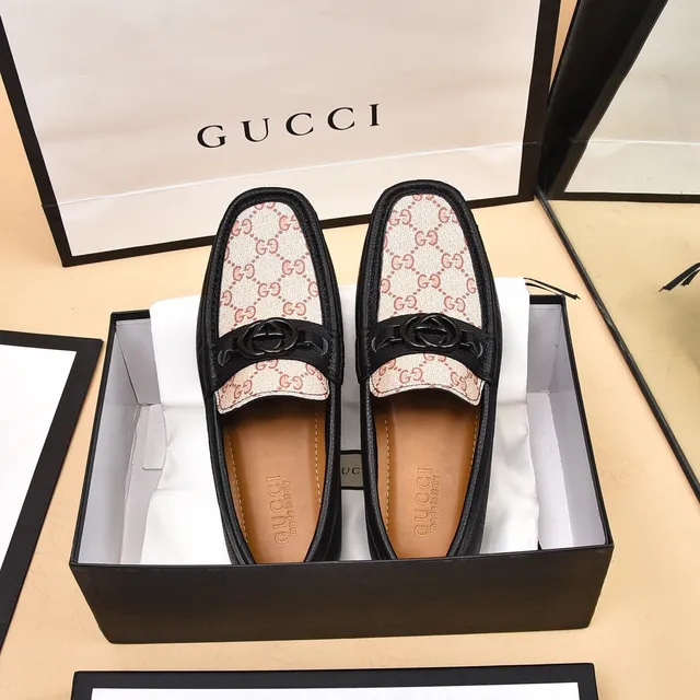 Gucci Horsebit 1955 GG Monogram বেইজ এবং কালো লোফার 9