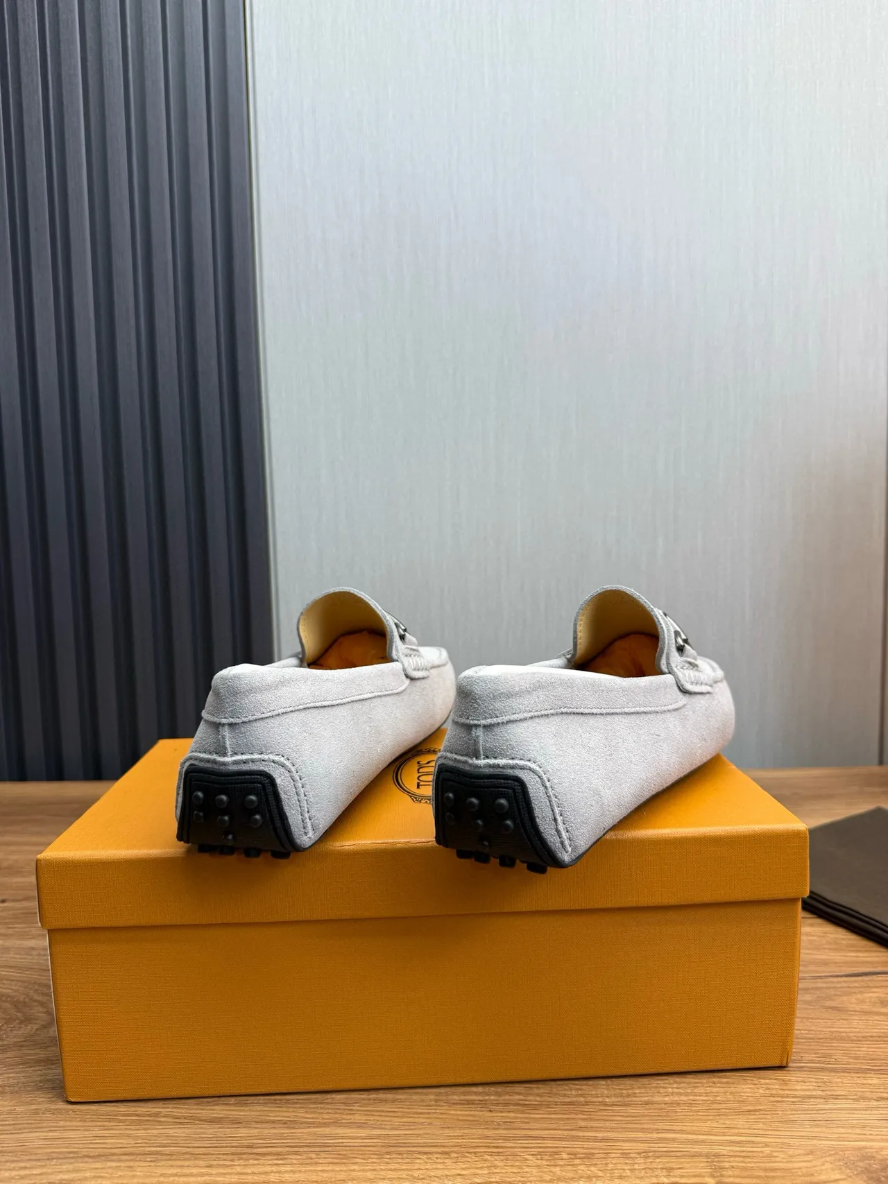 Gucci Horsebit 1955 Light Gray Suede Loafers 6