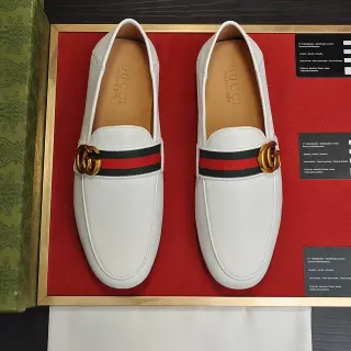 Gucci Horsebit 1955 Mocasín Blanco y Rojo Cuero Rayas Web