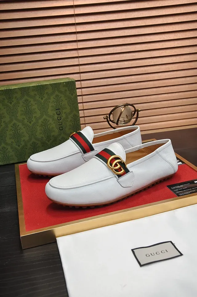 Gucci Horsebit 1955 White Red Leather Web Stripe Loafer 9