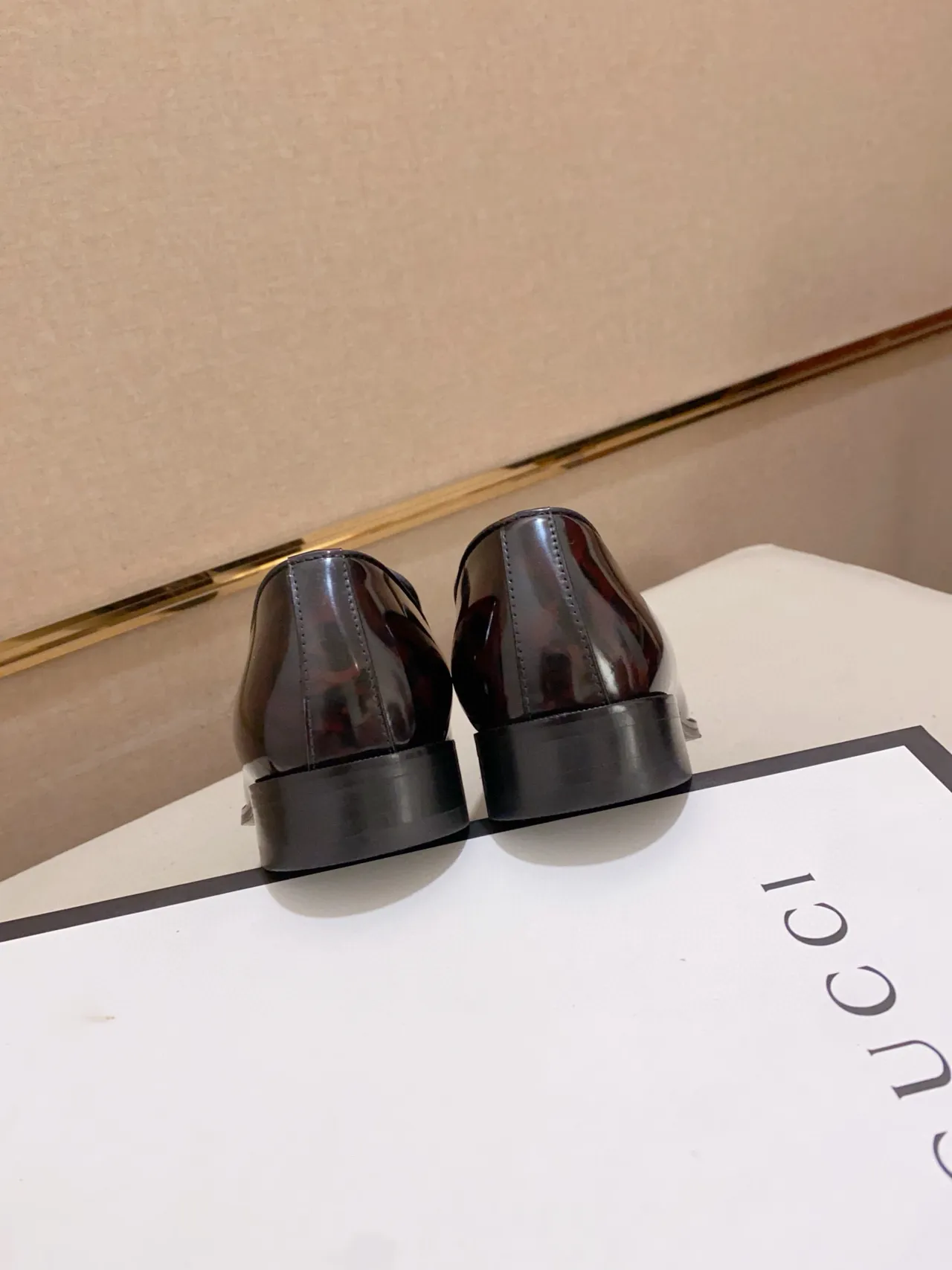 Gucci Horsebit Loafer চকচকে কালো পেটেন্ট চামড়া লোফার 3