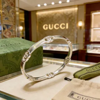 Gucci Interlocking G سوار معدني فضي