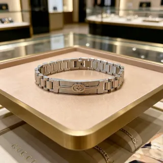 Gucci Interlocking G Logo Pulsera Cadena de eslabones Plata Metálica Placa Central