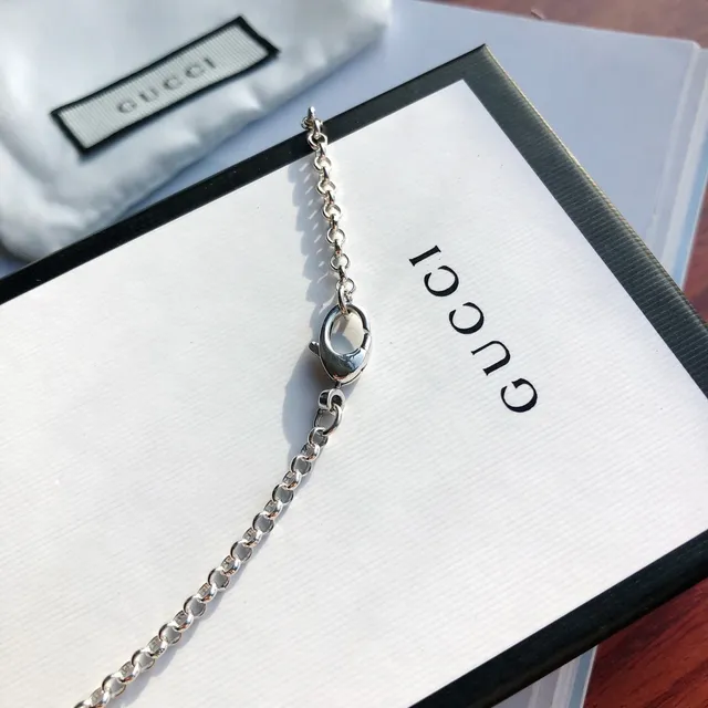 Gucci চাবি রূপালী সাদা চেইন পেন্ডেন্ট নেকলেস 2