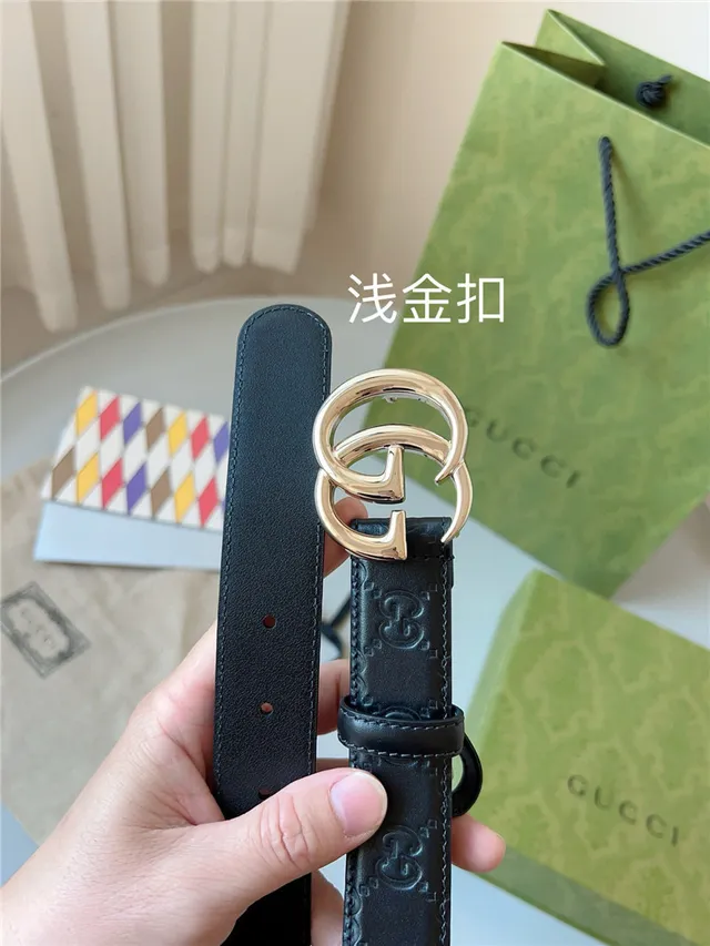 Cinturón de cuero Gucci Ophidia negro dorado estampado GG monograma interlocking double G hebilla 3