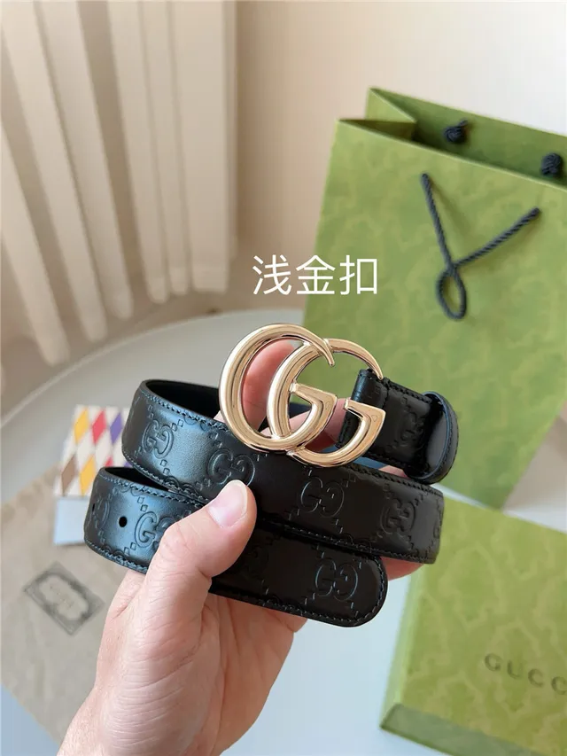 Cinturón de cuero Gucci Ophidia negro dorado estampado GG monograma interlocking double G hebilla 7