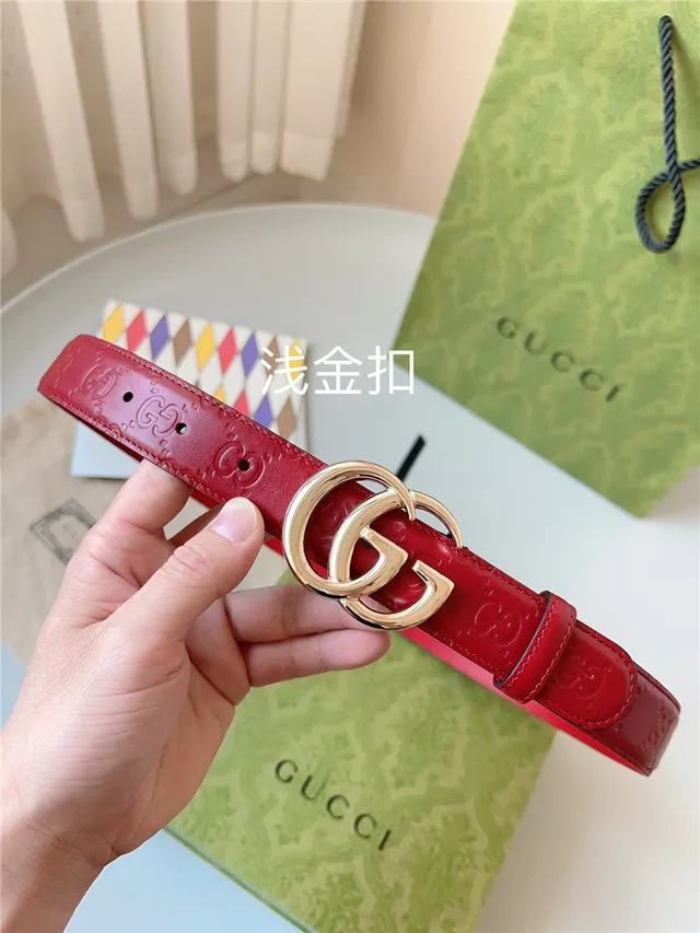Cinturón de cuero Gucci Ophidia negro dorado estampado GG monograma interlocking double G hebilla 14