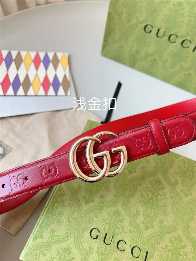Cinturón de cuero Gucci Ophidia negro dorado estampado GG monograma interlocking double G hebilla 17