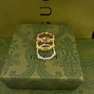 Gucci anéis ornamentados entrelaçados G multimetálicos empilháveis