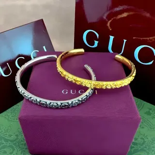 Gucci سوار مزخرفة بألوان الذهب والفضة