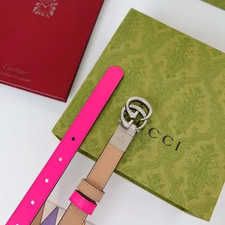 Gucci Rosa Bege reversível duas tonalidades interlocking fivela Double G cinto de couro