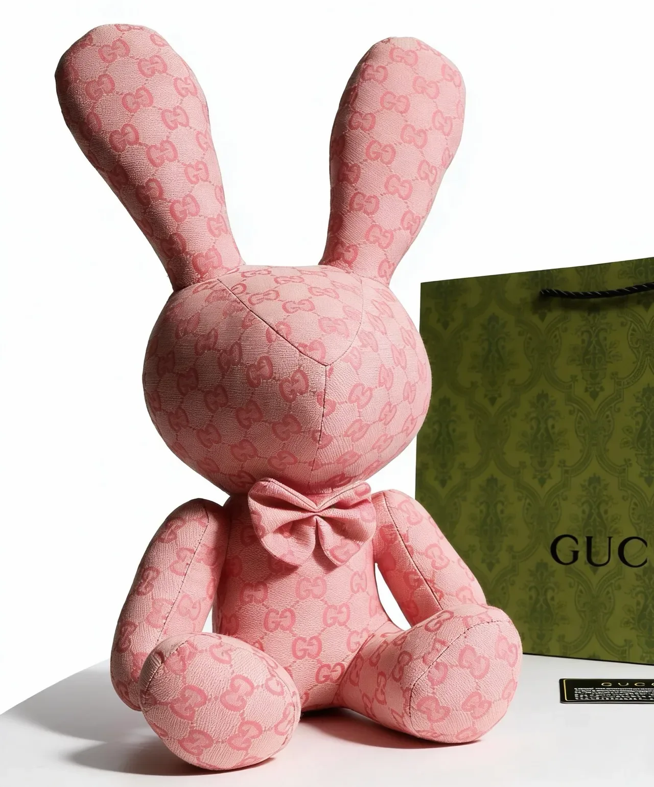 Gucci bolso rosa plush monogramado 7