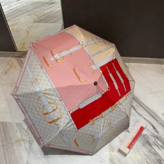 Gucci गुलाबी लाल मुद्रित घुड़सवारी हार्नेस मोटिफ GG मोनोग्राम पृष्ठभूमि हैंडबैग