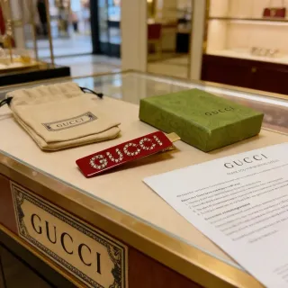 Gucci Red Gold Rectangular Enamel Crystal-Embellished Logo Jewelry