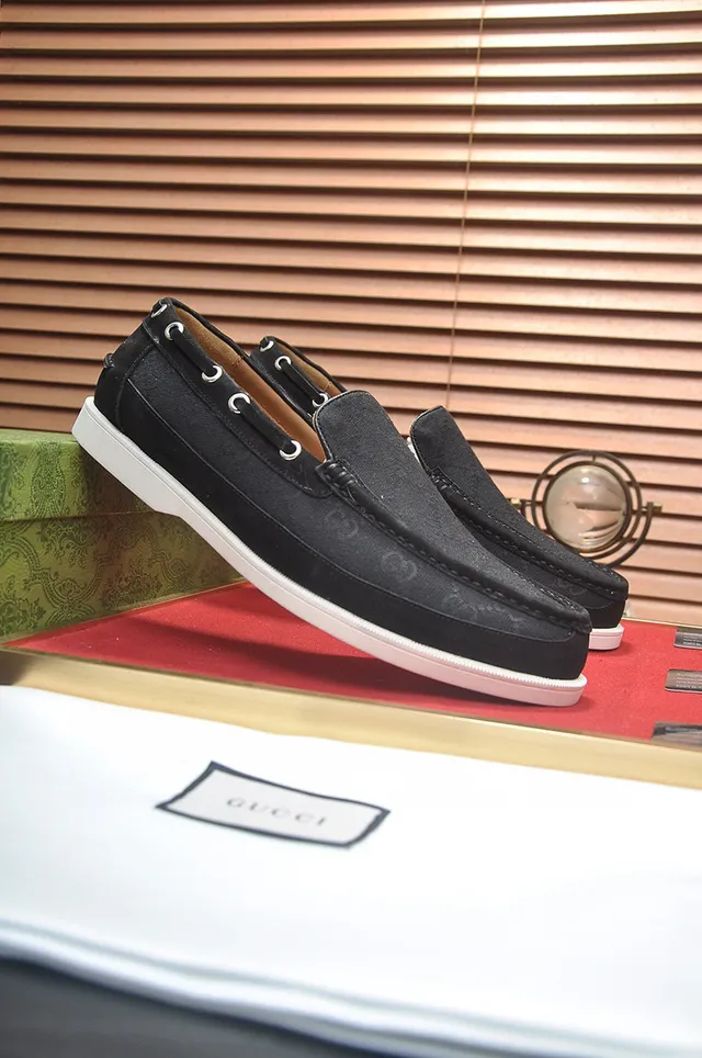Gucci Screener GG Monogram lona mocasines 2