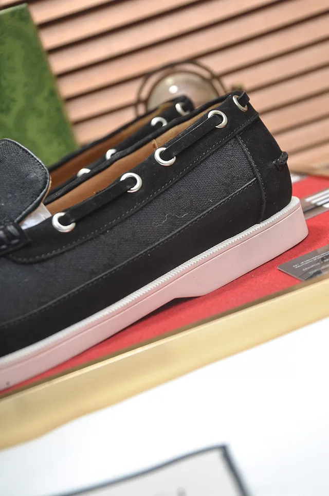 Gucci Screener GG Monogram lona mocasines 3