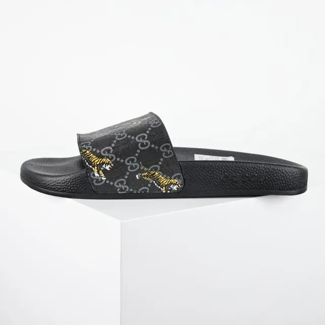 Gucci Screener GG Monogram Tiger Print Zapatillas 9