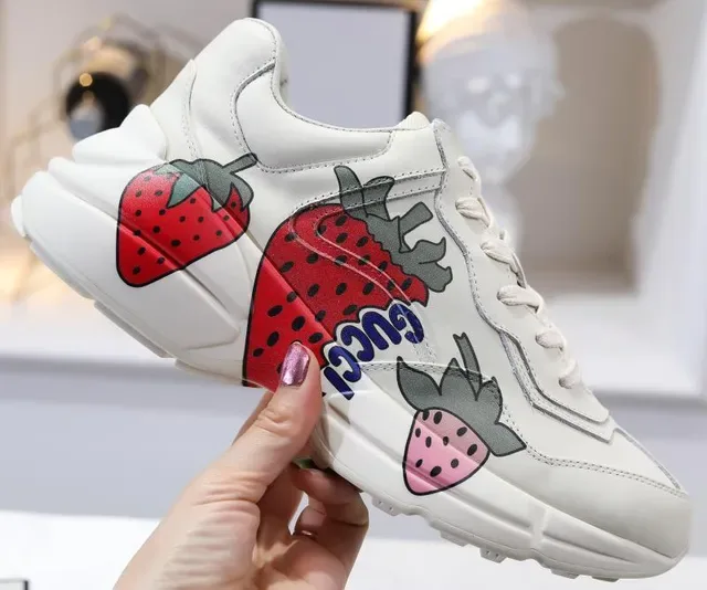 Gucci Screener Impression Fraise Off-White Sneakers Lifestyle 5
