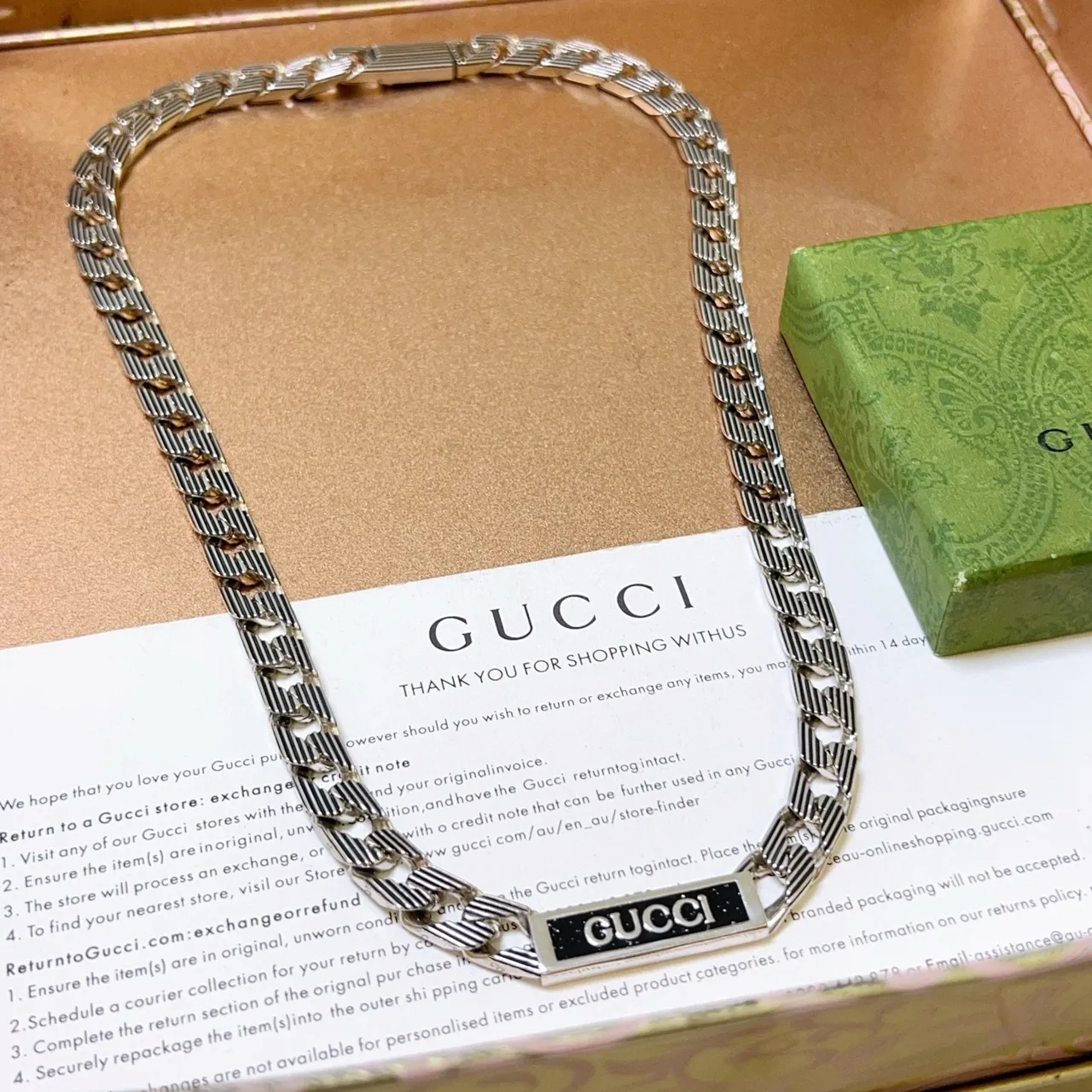 Gucci Silver Black Ribbed Curb-Link Chain Rectangular Enamel Plaque Pendant Necklace 4