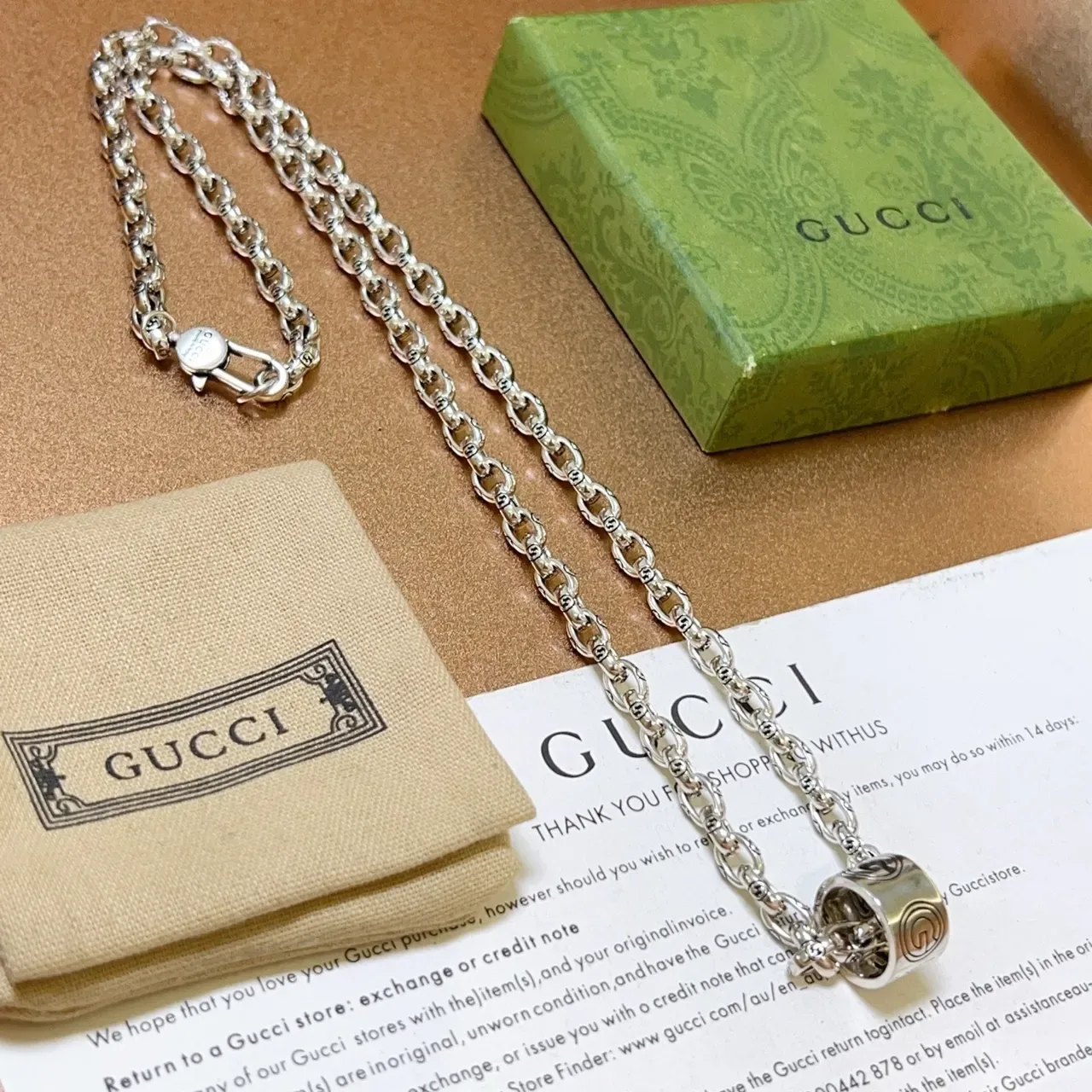 Gucci Silver Chunky Oval-Link Chain Engraved Interlocking G Motifs Necklace 9