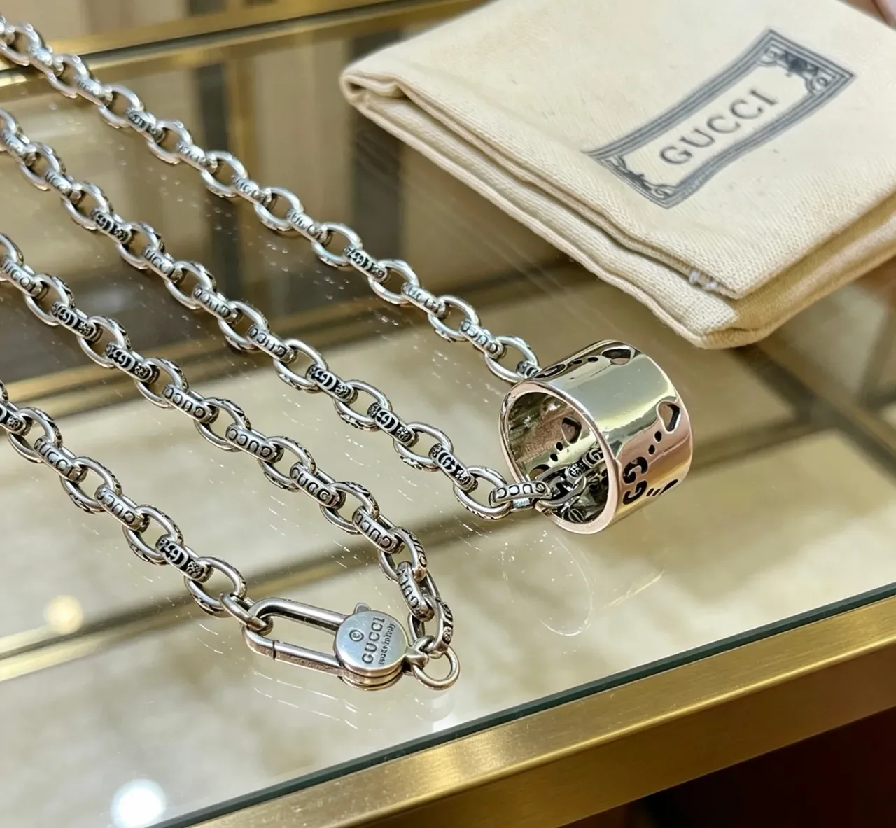 Gucci Silver Engraved Link Chain Necklace 2