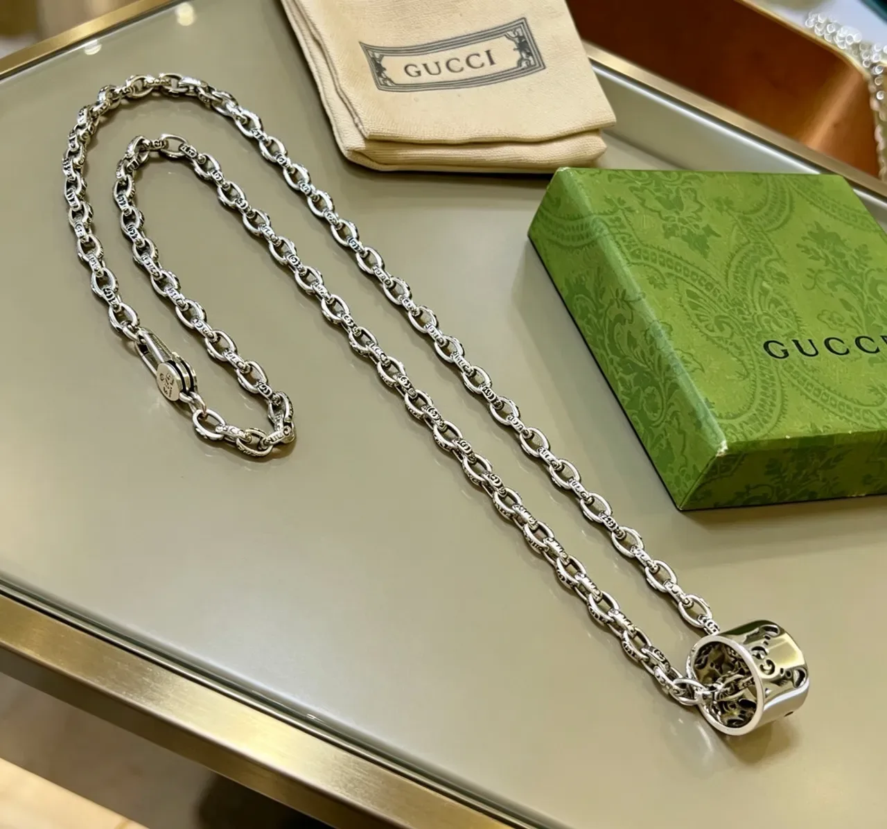 Gucci Silver Engraved Link Chain Necklace 3